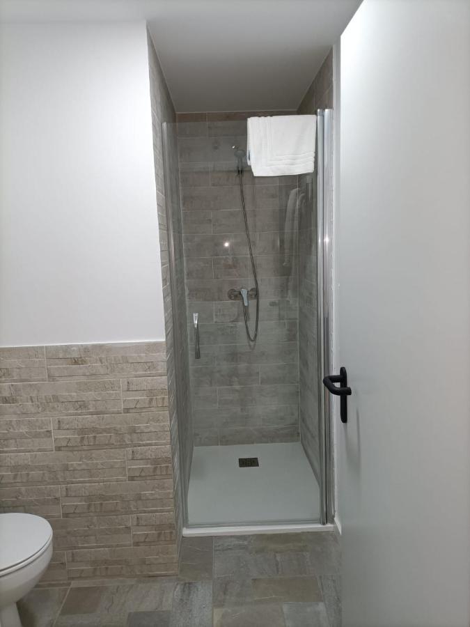 Hostal Las Encinas Villaviciosa de Odón Eksteriør billede