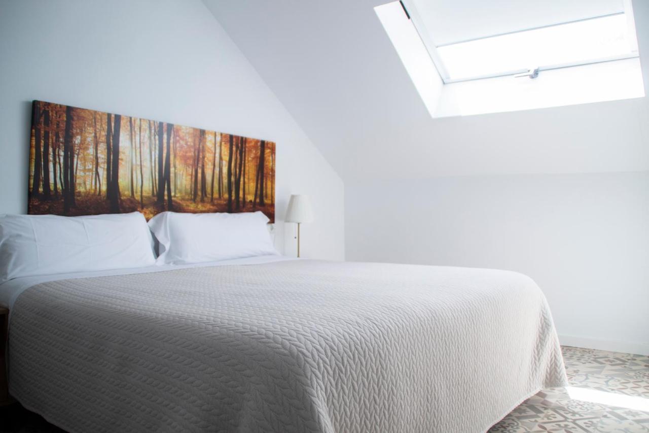Hostal Las Encinas Villaviciosa de Odón Eksteriør billede