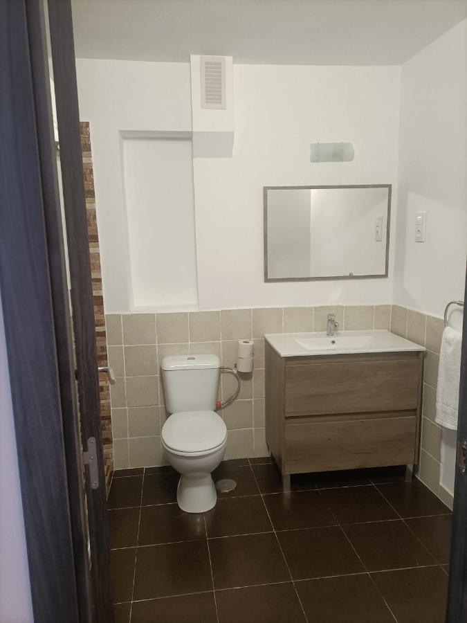 Hostal Las Encinas Villaviciosa de Odón Eksteriør billede